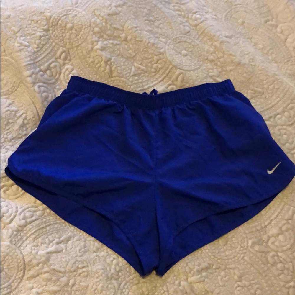🏃‍♀️Navy NIKE Dry-fit running short 🏃‍♀️